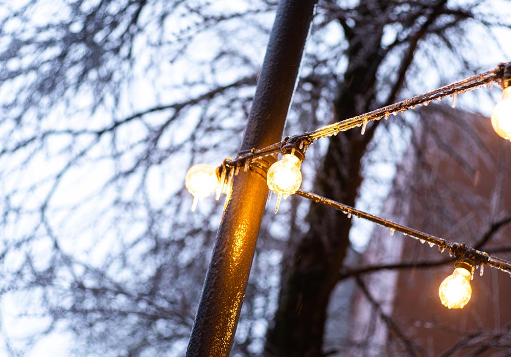 Гирлянда зимой