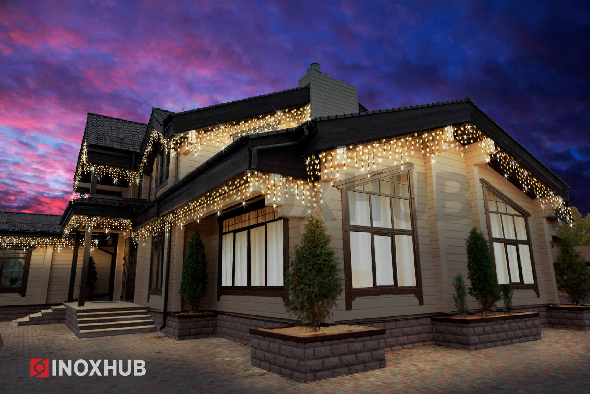 Гирлянда Бахрома INOXHUB 3×0.6м, мерцающая теплым белым, 108 LED, 220В, IP65, чёрная резина 3.3мм, ТЁПЛАЯ БЕЛАЯ фото Иноксхаб