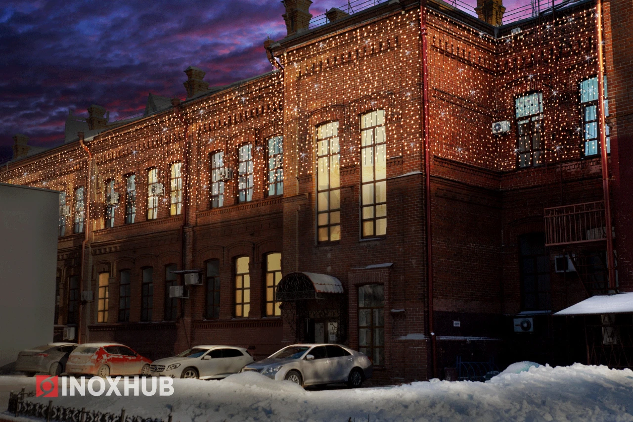 Гирлянда Занавес INOXHUB 2×3м, мерцающий, 600 LED, 220В, IP65, черная резина 2.3мм, ТЁПЛЫЙ БЕЛЫЙ фото Иноксхаб