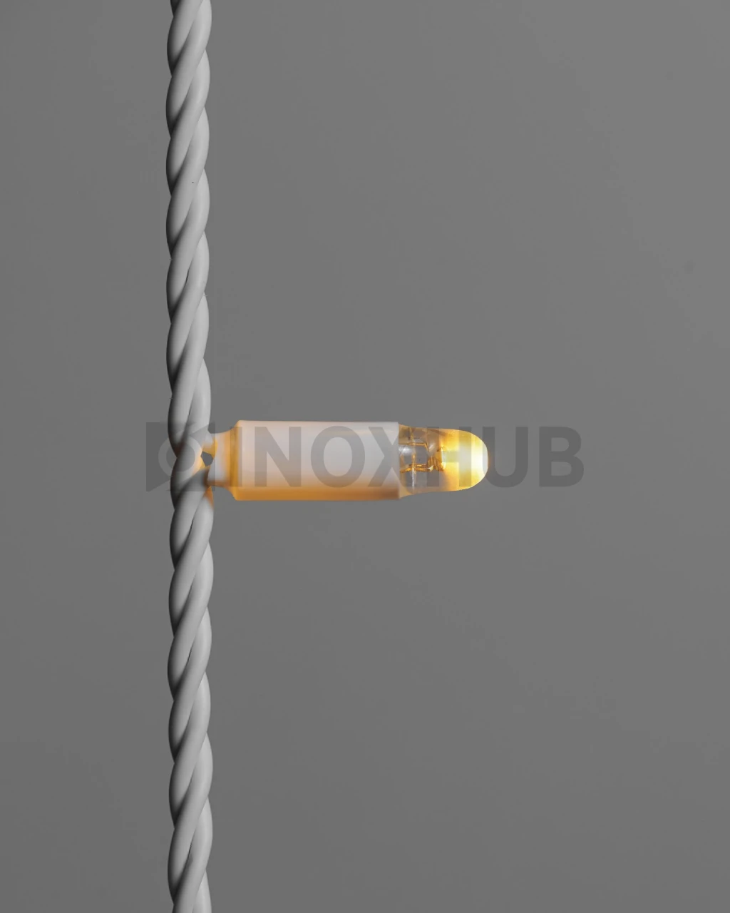 Светодиодная гирлянда INOXHUB Нить 10м, 100 LED, соединяемая, 220В, IP65, белый резиновый провод 2.3мм, ТЁПЛАЯ БЕЛАЯ фото Иноксхаб